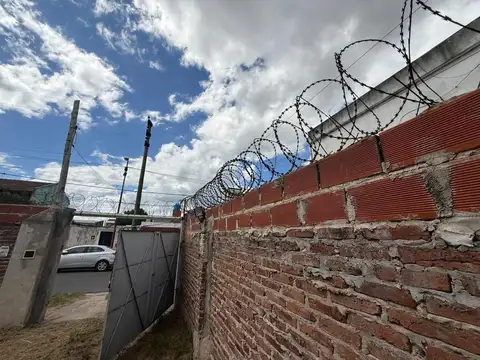 Local en Alquiler en Zárate, $ 600.000
