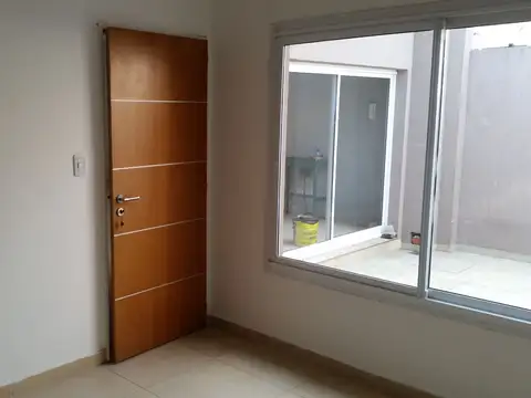 Depto Tipo Casa 3 ambientes con 1 baño