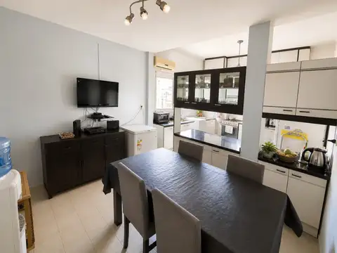 Departamento 4 ambientes con 2 baños