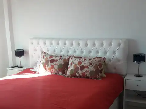 Departamento 2 Ambientes al Frente con Balcon - Amoblado!