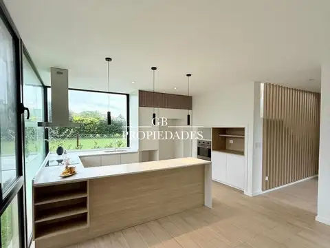 Venta de Casa 6 AMBIENTES en Ayres Plaza, Pilar