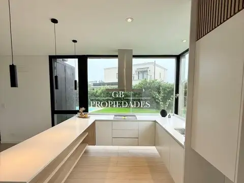 Casa en Venta de 5 dormitorios