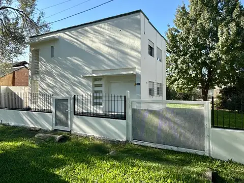 Colectora Ruta 9 calle (Omar bonavena al 2100)