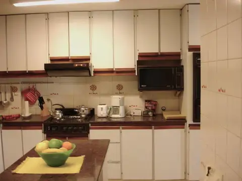 Departamento 4 ambientes con 2 baños