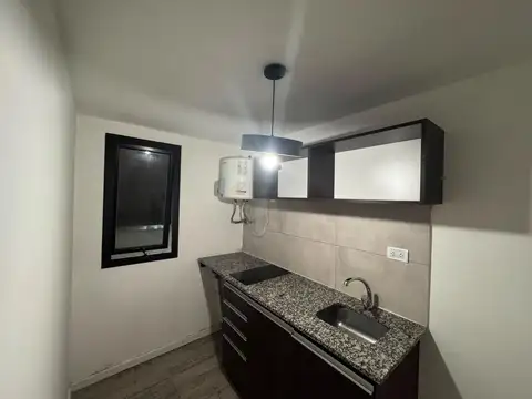 Depto Tipo Casa en Alquiler en Villa Primera, $ 770.000