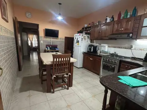 Depto Tipo Casa en Venta con 1 cocheras