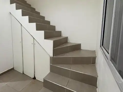 Casa en Alquiler en Villa Centenario, $ 600.000