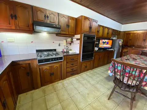 Ph Tipo Casa Varios ambientes con Fondo y pileta