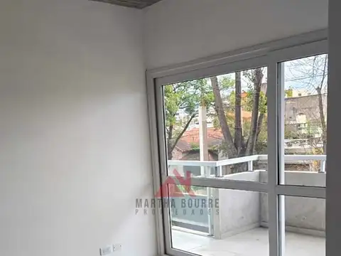 Departamento en Venta en Barrio Parque, USD 110.000