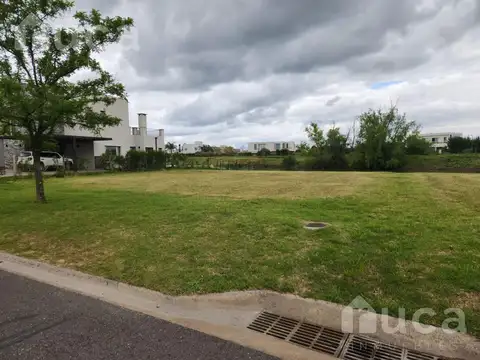 Terreno en Venta 21  mts Frente