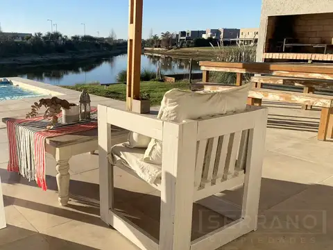Casa en Alquiler de 3 dormitorios