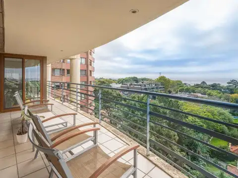 Departamento 6 ambientes con 3 baños
