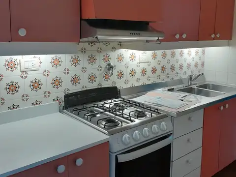 PH MULTIFAMILIAR UNO DE 5 AMB Y OTRO DE 2 AMB