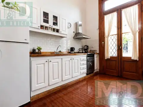 Depto Tipo Casa en Venta 80 años