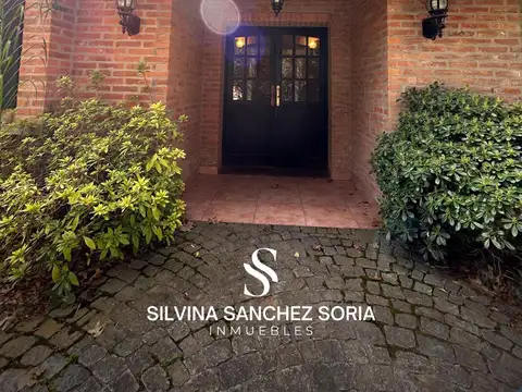 Casa en Alquiler de 4 dormitorios