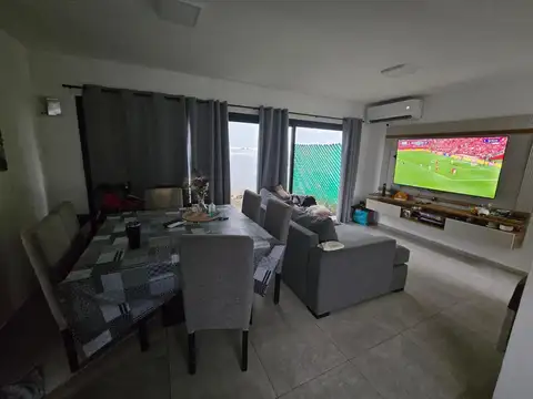 Manuel Mujica Lainez 1200