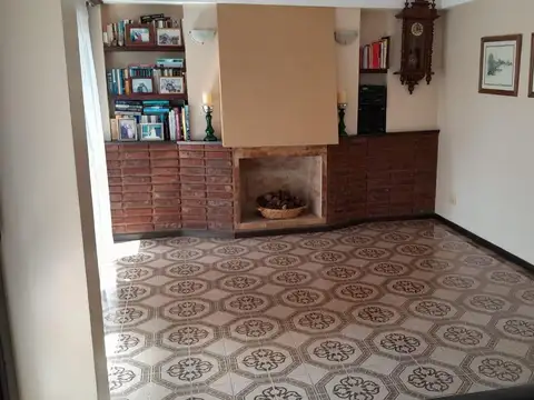 Depto Tipo Casa 4 ambientes con 1 baño