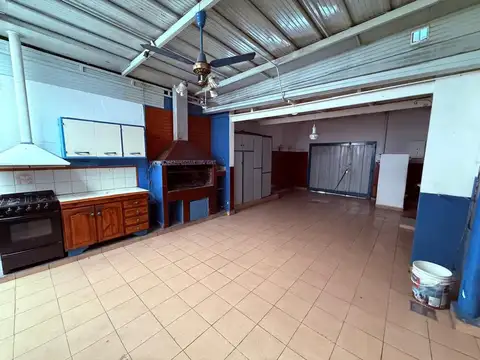 Casa en Venta en Piñeyro, USD 81.000