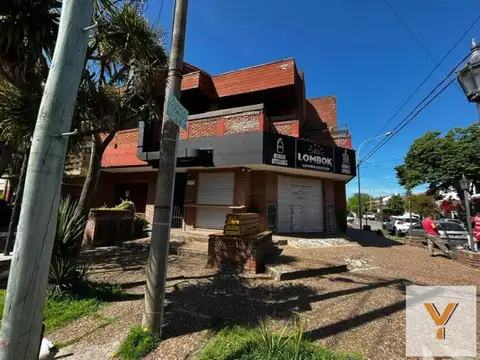 Departamento en venta - 4 Dormitorios 4 Baños - Local - Mar del Plata