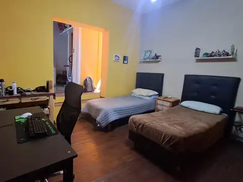 Depto Tipo Casa en Venta 40 años