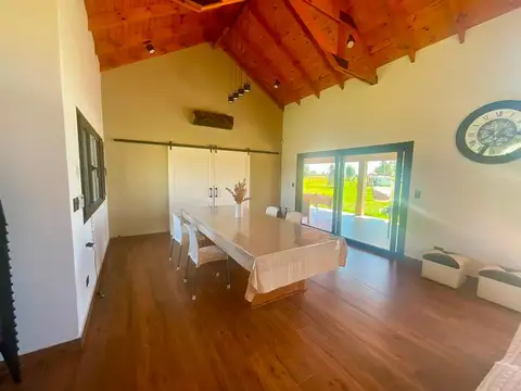 Venta Casa"De Categ."5 amb-Pileta-Chacras de Abbot