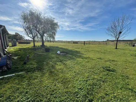 CASA QUINTA EN VENTA EN ROJAS CON PILETA