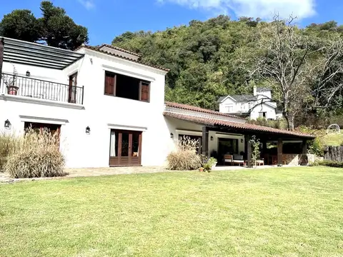 Casa en Alquiler en San Lorenzo, USD 2.800