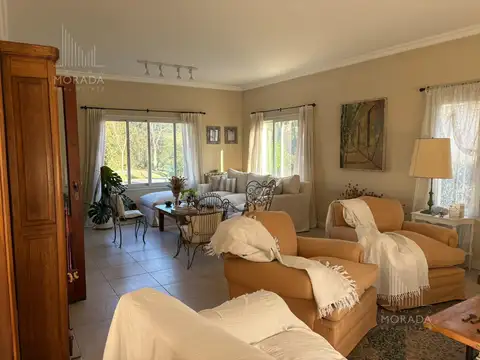 Casa en venta 6 ambientes Venta Laguna del Sol