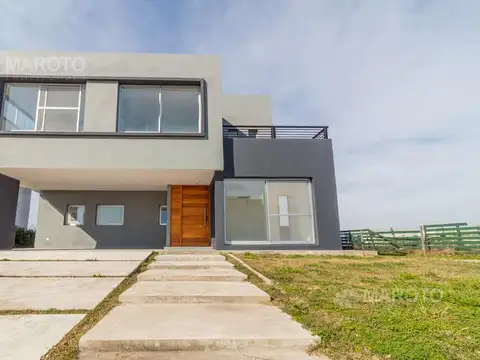 Casa en venta en Puertos del Lago - Acacias - MAROTO PROPIEDADES