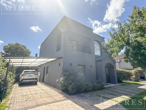 Casa en Venta de 3 dormitorios
