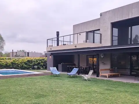 Casa en Alquiler Temporal A Estrenar