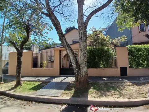 Hermosa Casa lindera al Club de Golf San Andrés