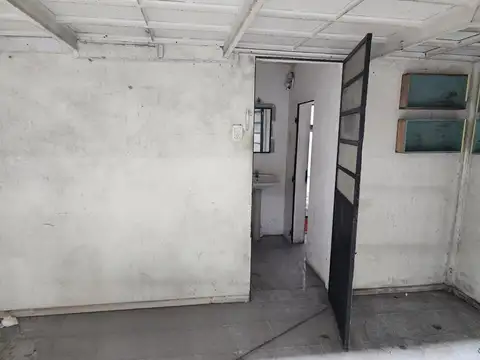 VENTA GALPON  DE 223 M2 EN BALLESTER