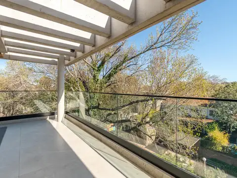 Departamento 4 ambientes con 3 baños