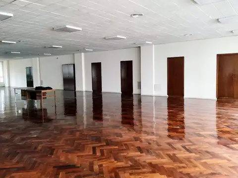 Oficina Monoambiente con 3 baños
