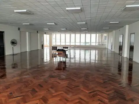 OPORTUNIDAD  VENTA  IMPORTANTE OFICINA CENTRO