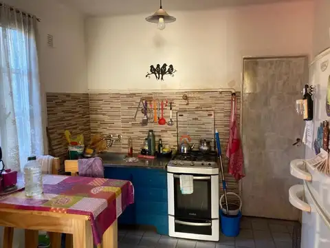 Casa 3 ambientes con 1 baño