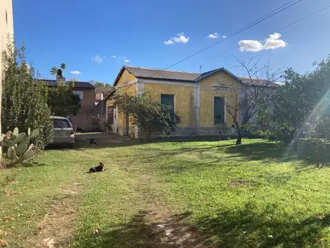 ALQUILER DE CASA CON AMPLIO JARDÍN EN JOSÉ C PAZ