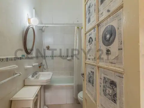 En Venta PH de 3 Ambientes en Palermo, limite con Chacarita.
