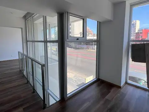 Oficina en Venta en Villa del Parque, USD 150.000