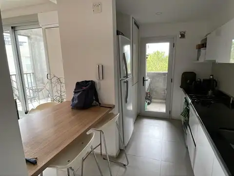 Departamento 4 ambientes con 2 baños