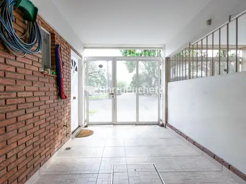 Depto Tipo Casa en Venta con 1 cocheras