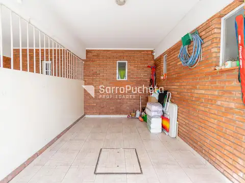 Depto Tipo Casa en Venta con 1 cocheras
