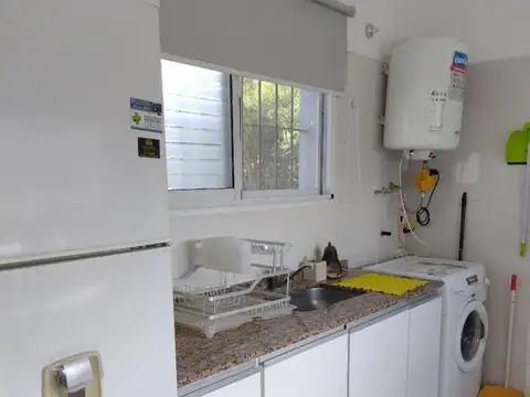 A Gurmendi  900