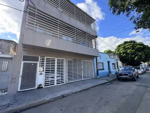 Pasaje Newbery 1500, Piso 01