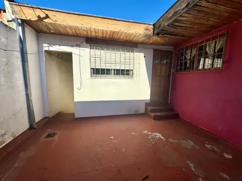 Depto Tipo Casa 3 ambientes con 1 baño