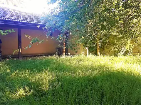 Casa en Venta con 6 cocheras