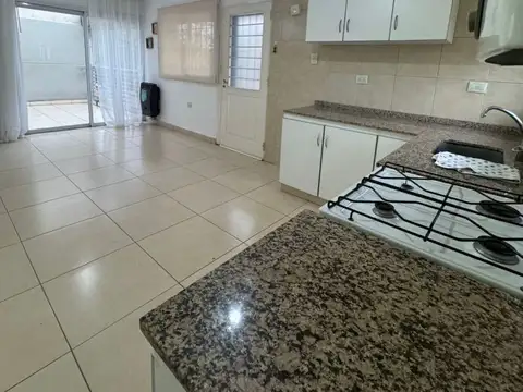 Departamento en Alquiler de 3 ambientes