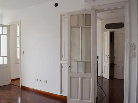 Departamento 7 ambientes con 3 baños