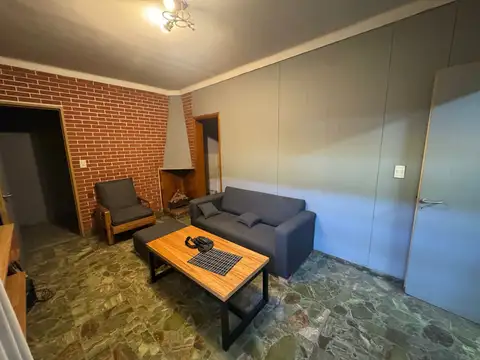 Depto Tipo Casa en Venta 50 años